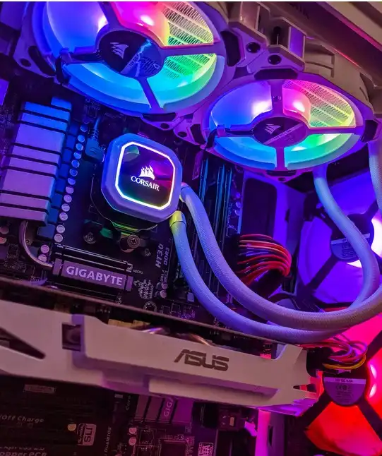 contoh gambar pc dengan cooler rgb