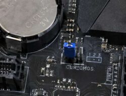 Cara Reset BIOS Dengan Clear CMOS, Kapan Harus Dilakukan?